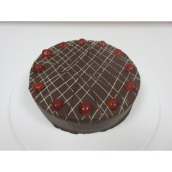 Vegane Kirsch-Creme-Torte Schwarzwälder Art mit Alkohol